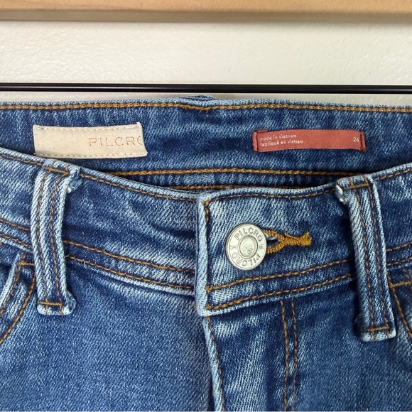 Pilcro Slim Boyfriend Crop Distressed Blue Jeans - Picture 7 of 14